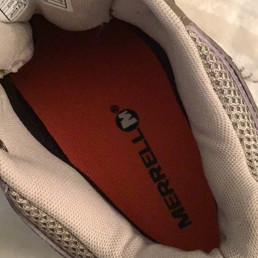 🤑 SALE!  NWOTWomen’s Merrell Rugged Waterproof Hiking Boots Sz 7 1/2 - Picture 6 of 8